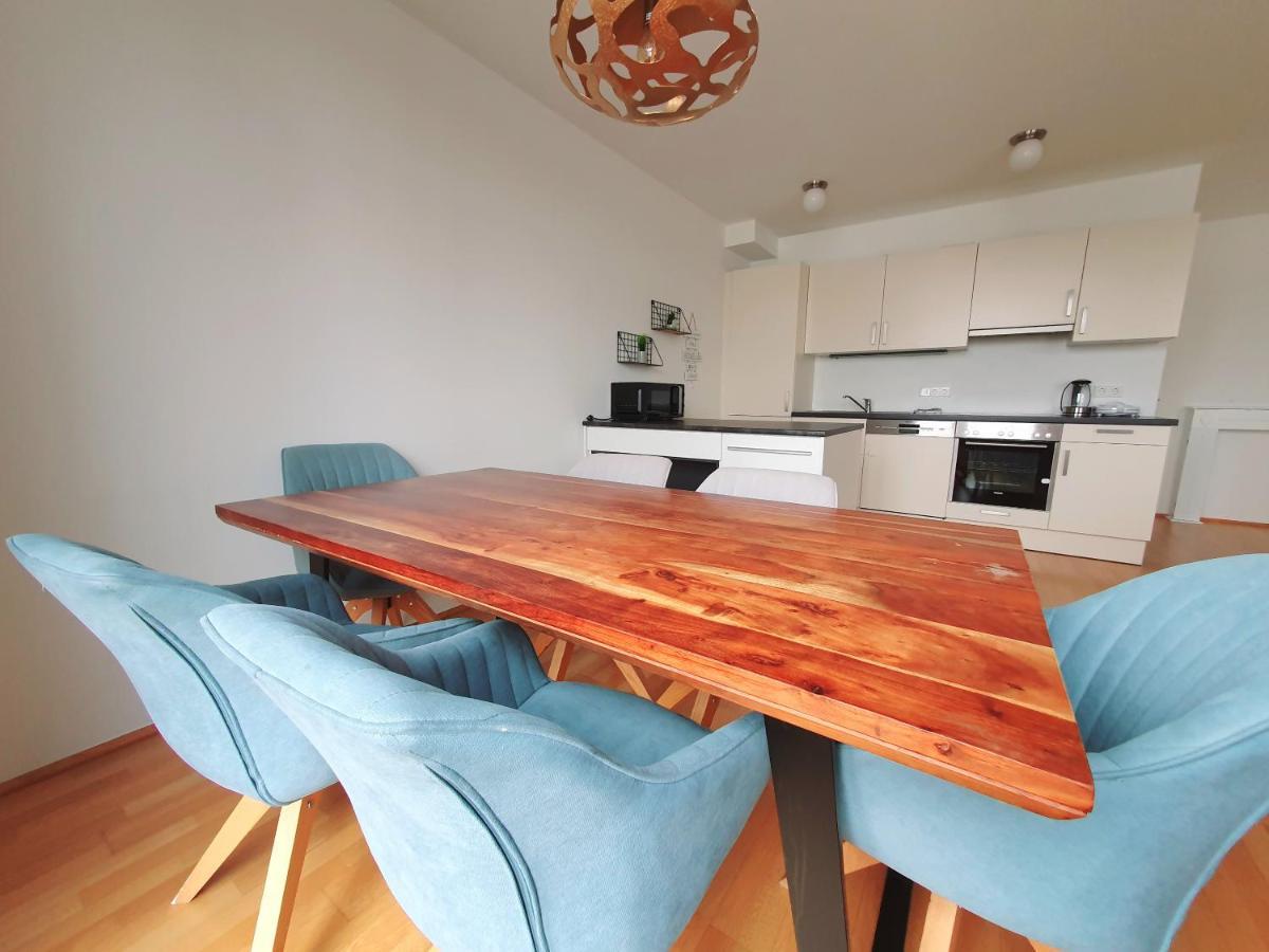 Apartament Near Lake Two Bedroom Duplex *